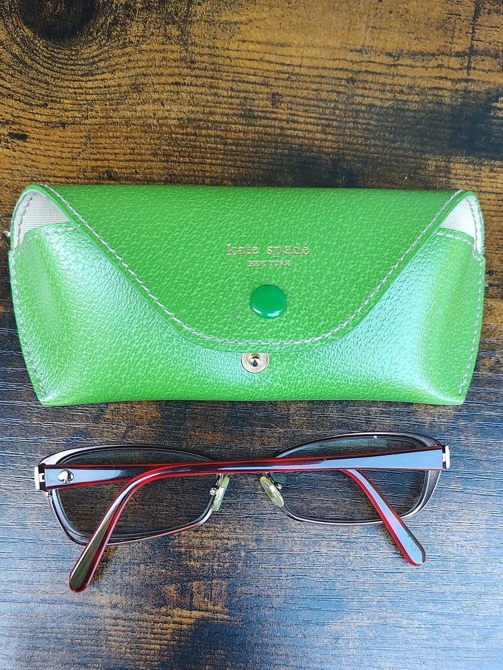 Kate spade Green Eyeglass Case with Burgundy Rectangular Frames
